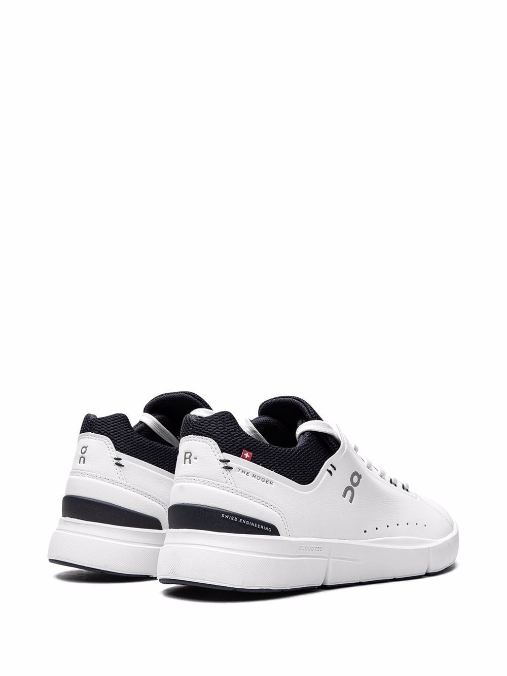 On Running THE ROGER Advantage White | Midnight