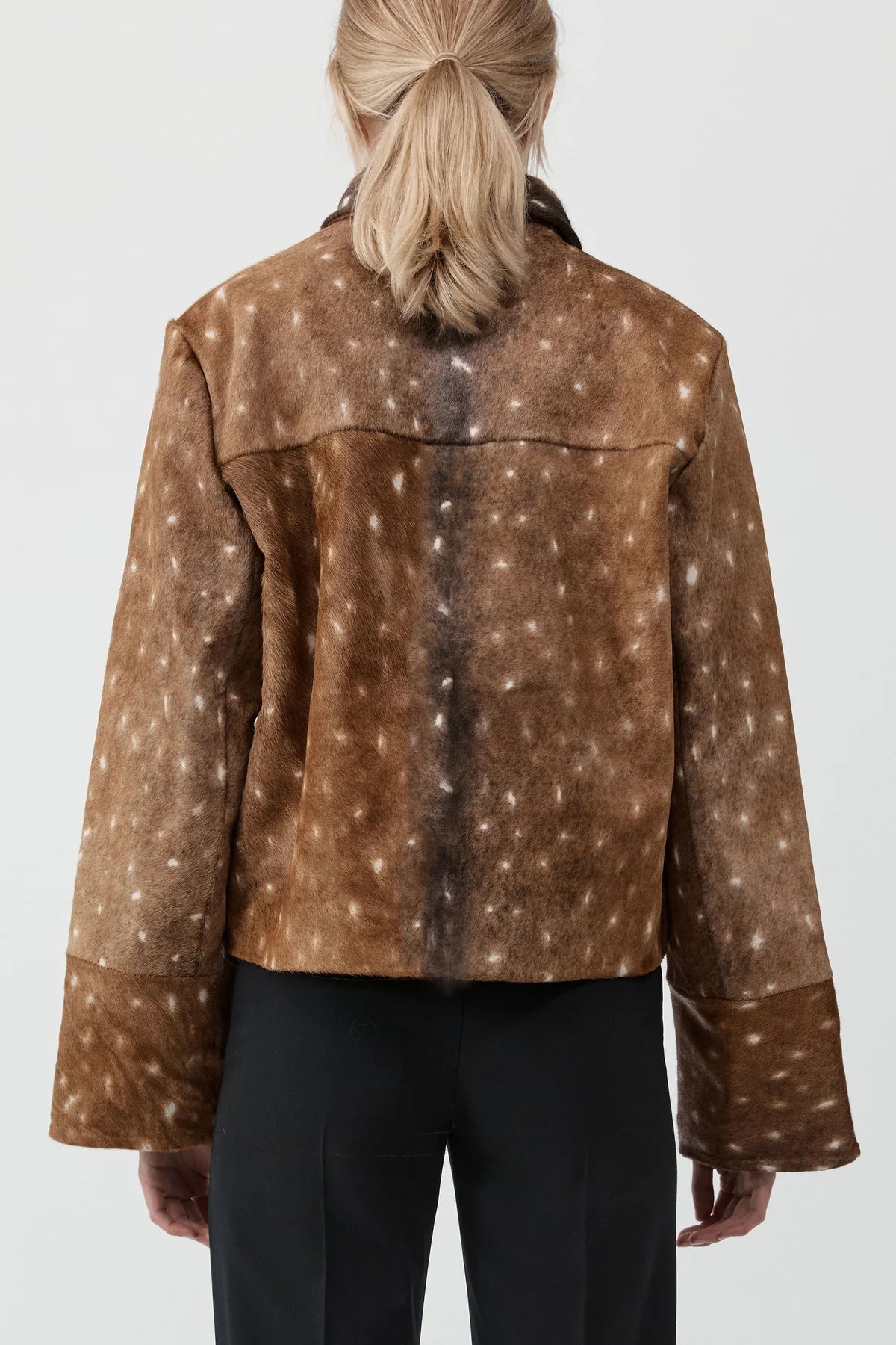 St. Agni Fawn Minimal Jacket in Almond