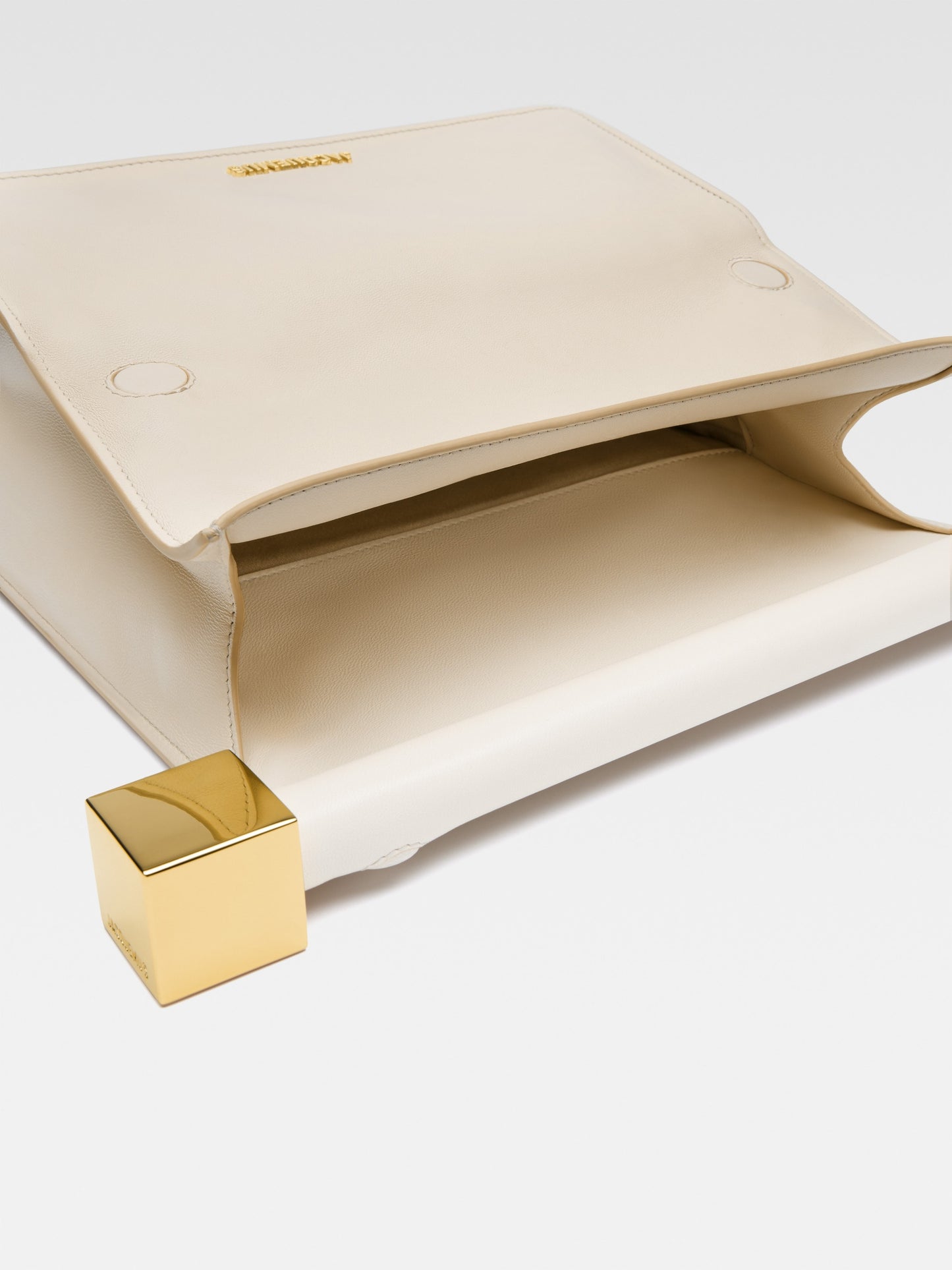 Jacquemus La Pochette Rond Carre in Light Ivory