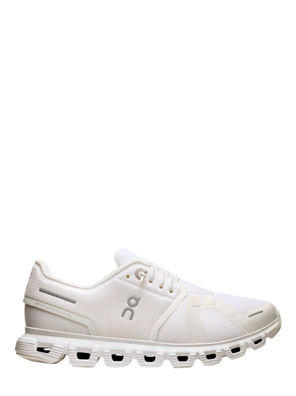On Running Women's Cloud 6 Sneaker in White/White