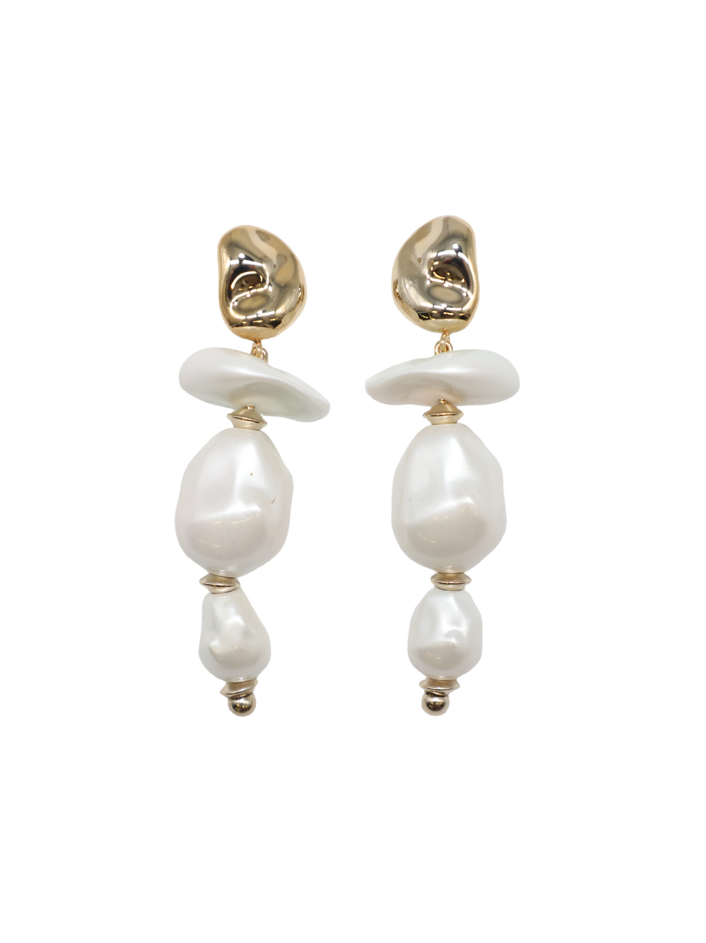 Cult Gaia Fabbie Earring in Pearl