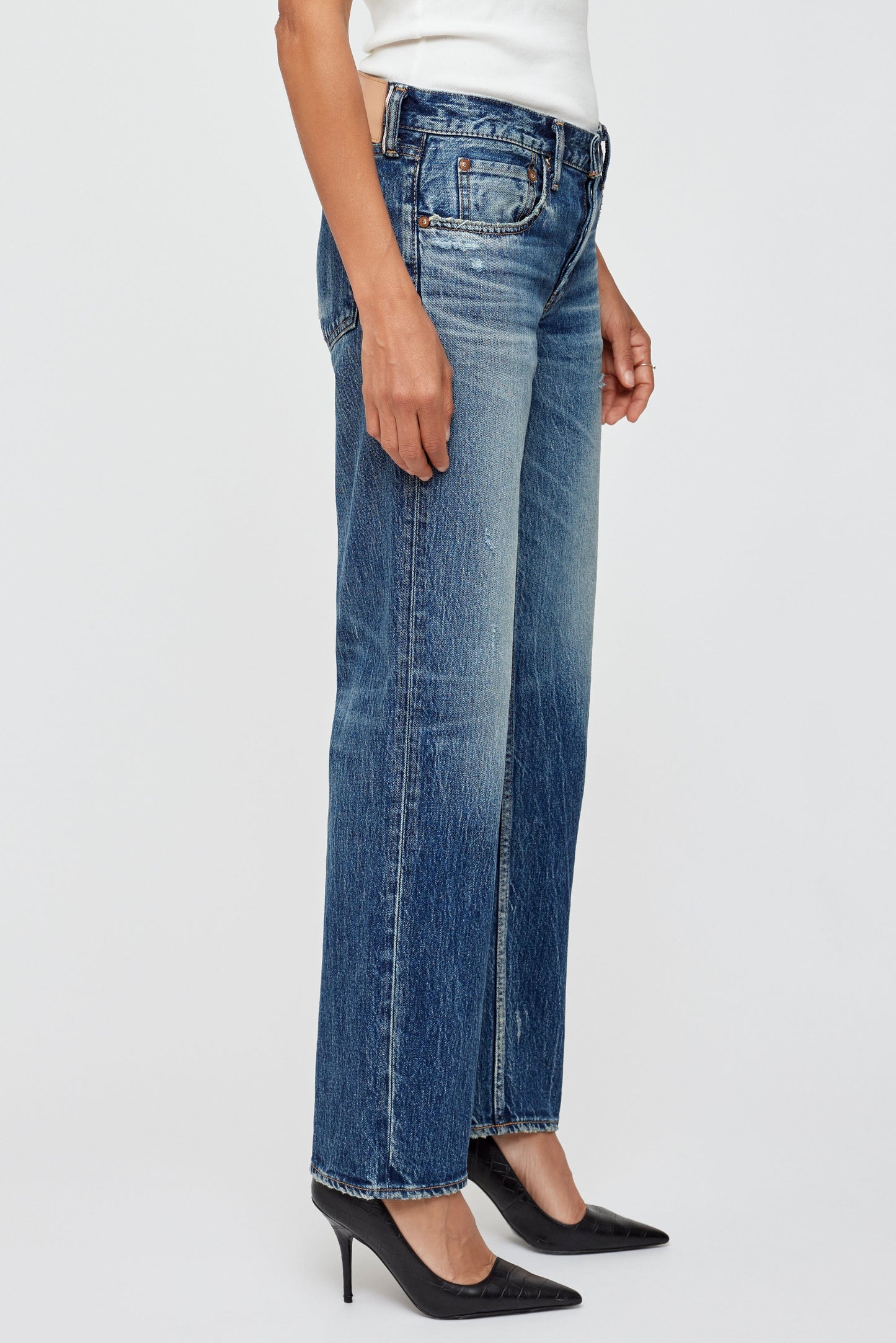Moussy Vintage MV Cedarhurst Low-Rise Straight Jeans in Blue