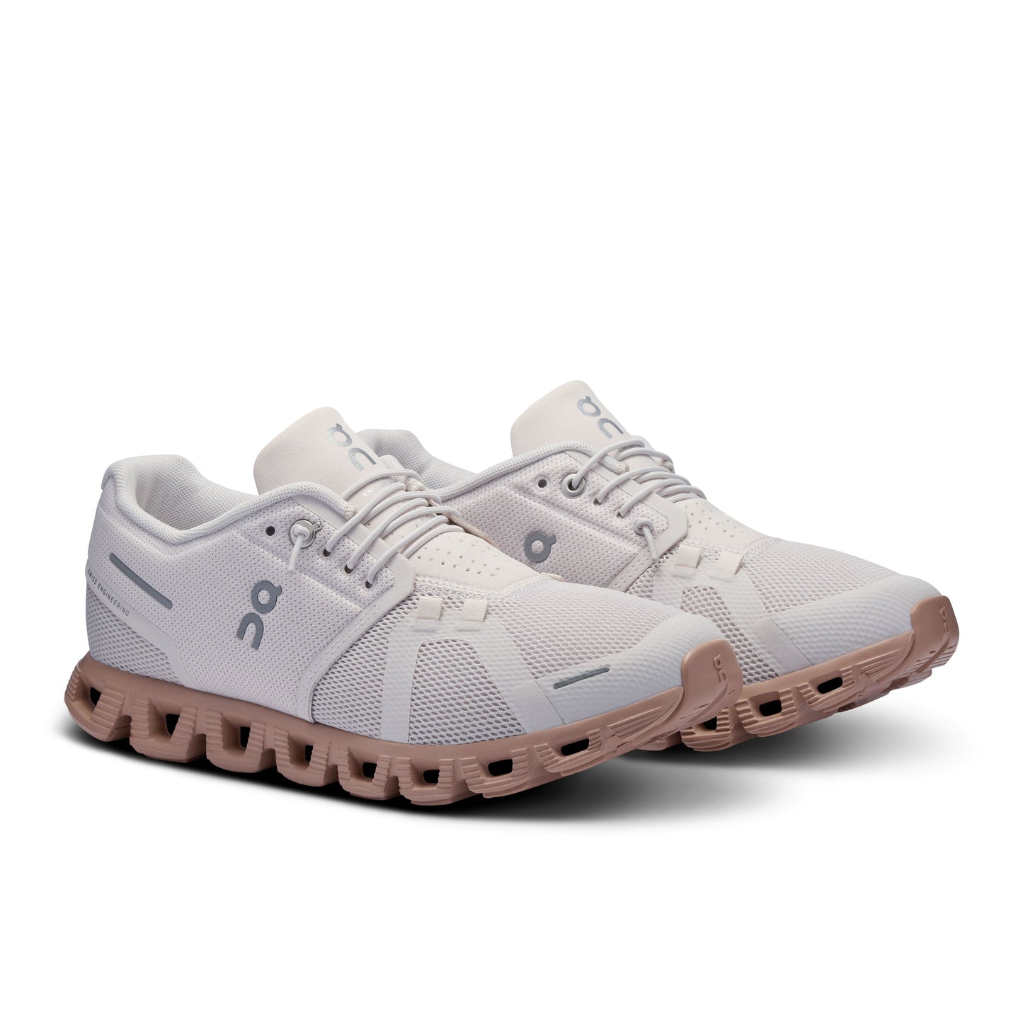 On Running Women's Cloud 5 Sneaker in Sand/Rosebrown