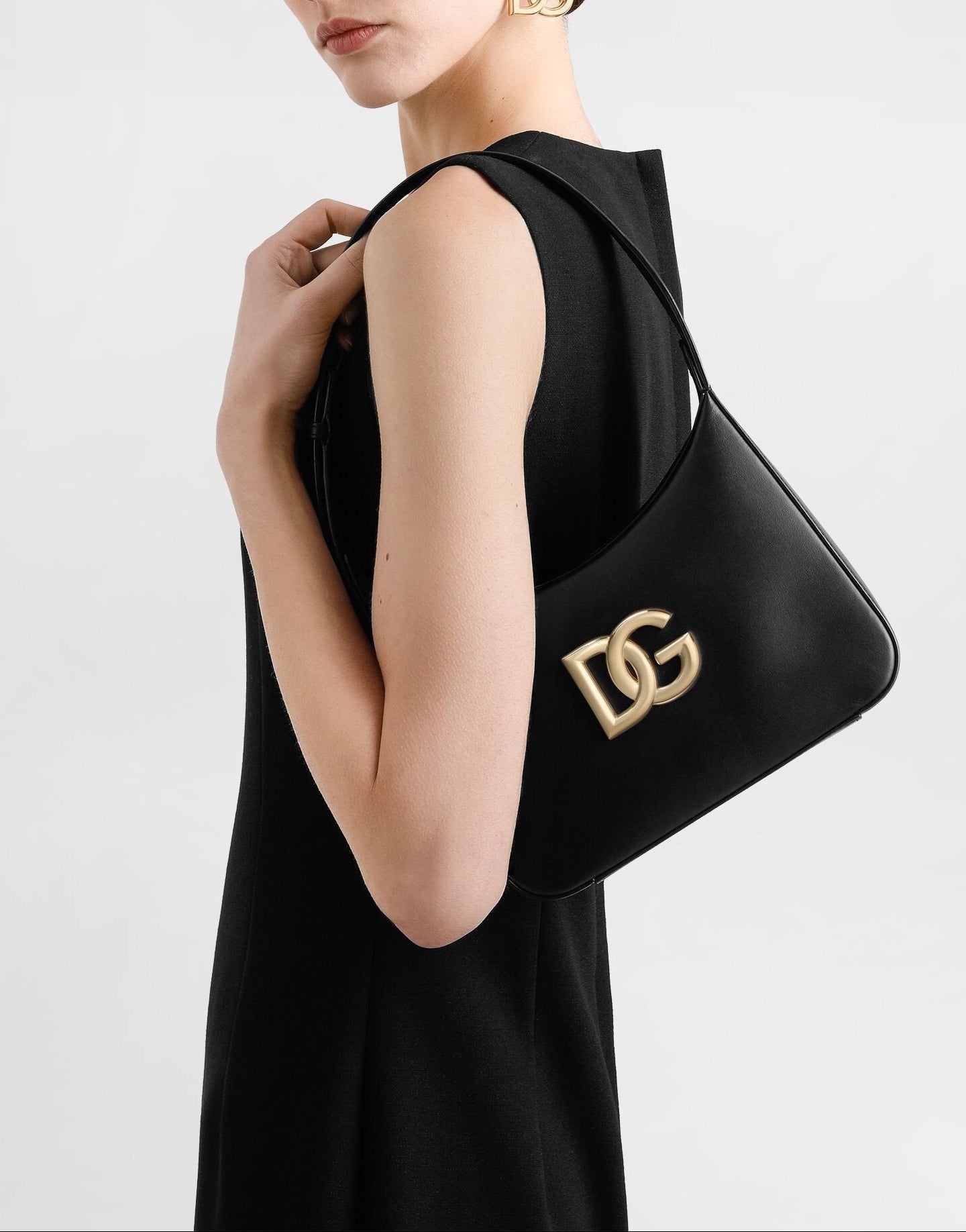 Dolce & Gabbana Shoulder Bag in Black