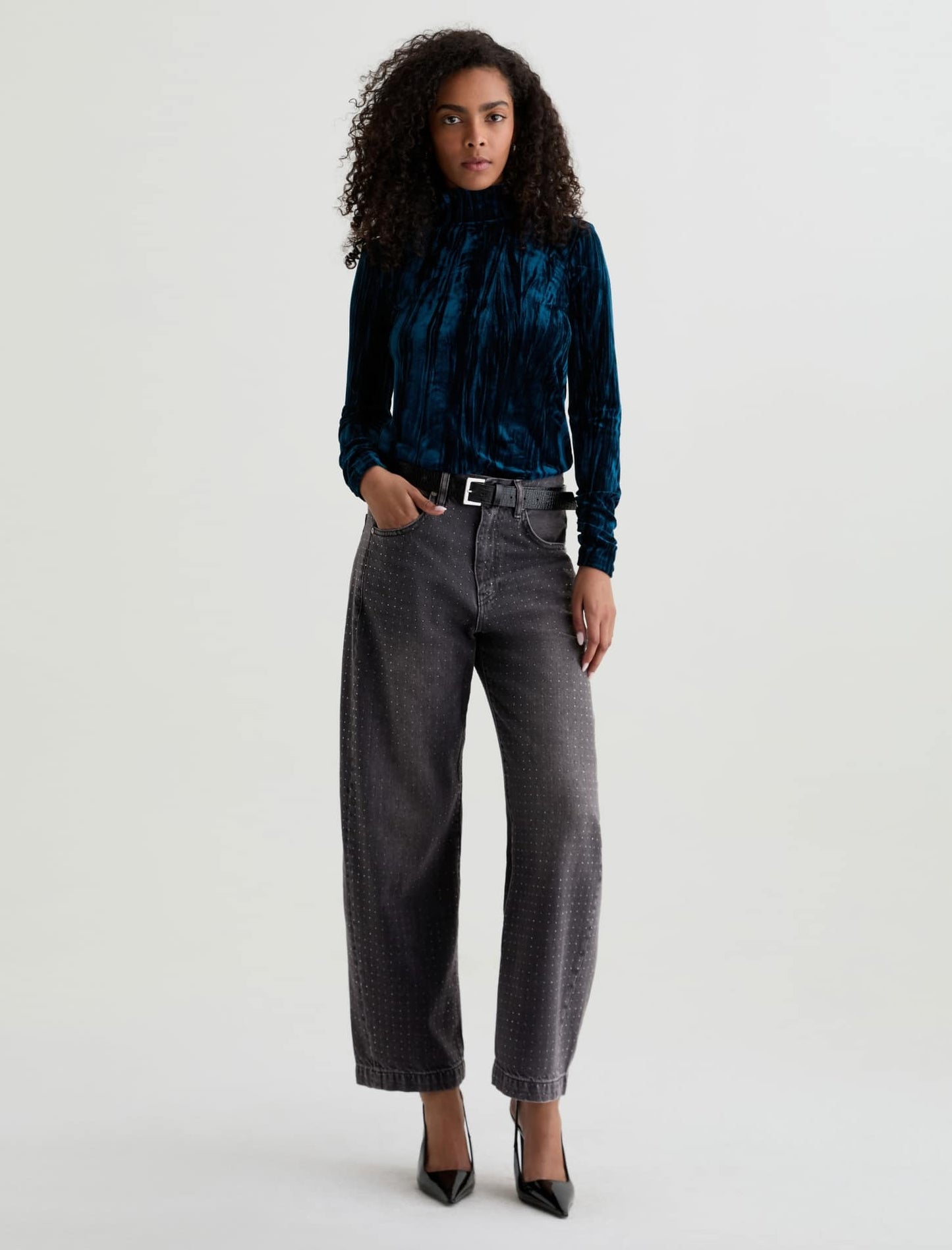 AG Jeans Hattie High-Rise Barrel Jean in Star Light
