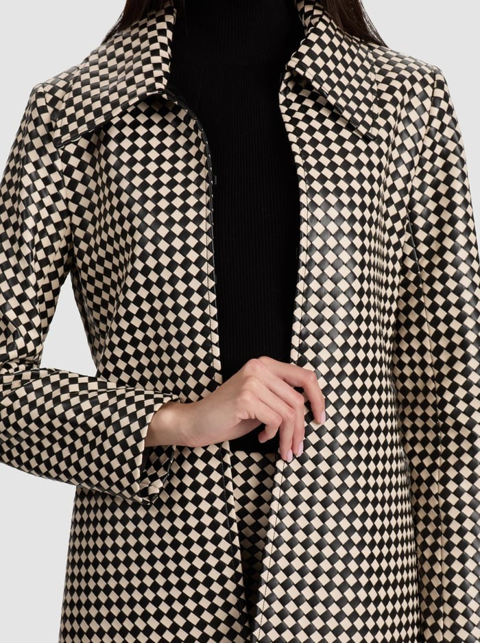 Alice + Olivia Logan Woven Vegan Leather Coat in Black/Biscotti