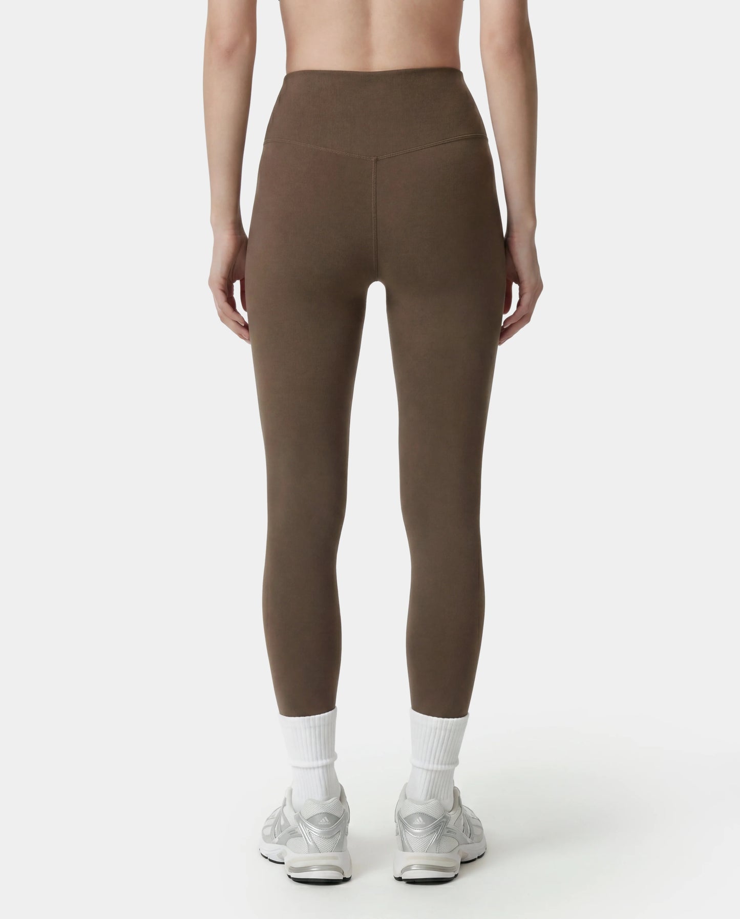 Sporty & Rich Serif Logo Legging in Sand