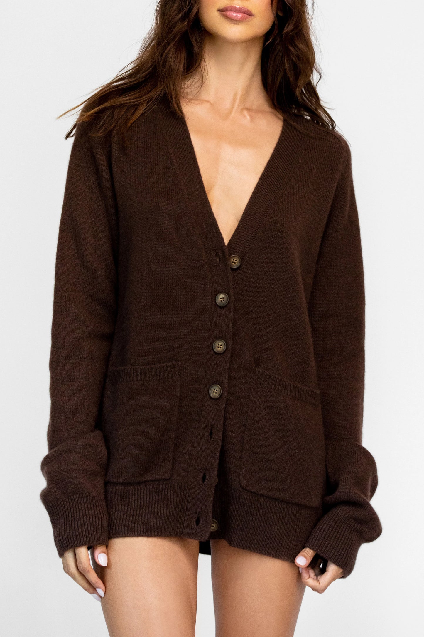 Éterne Theodore Top Chocolate Sweater