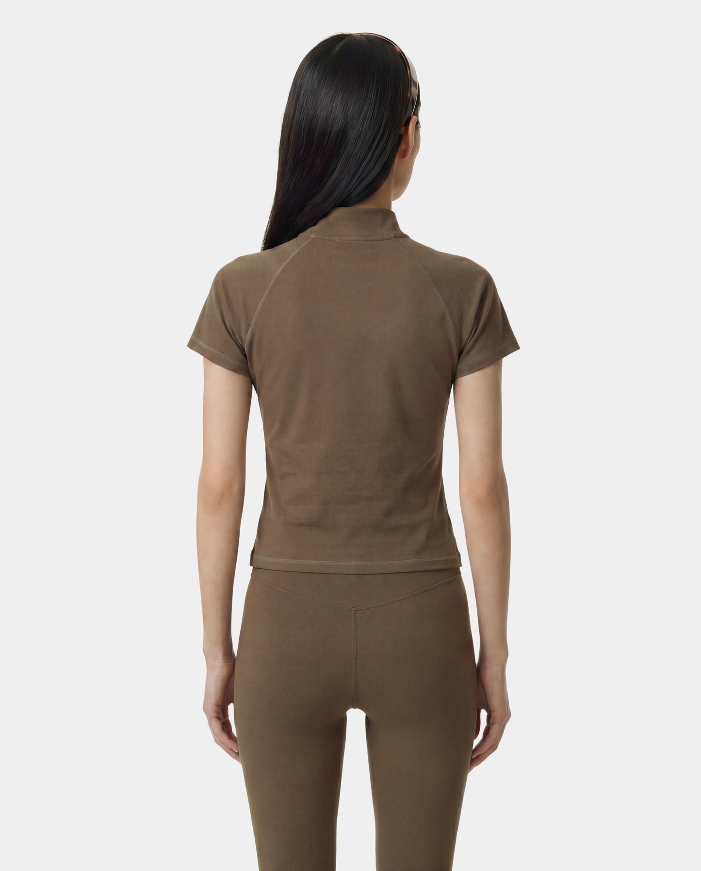 Sporty & Rich Serif Logo Short Sleeve Sports Quarter Zip in Sand