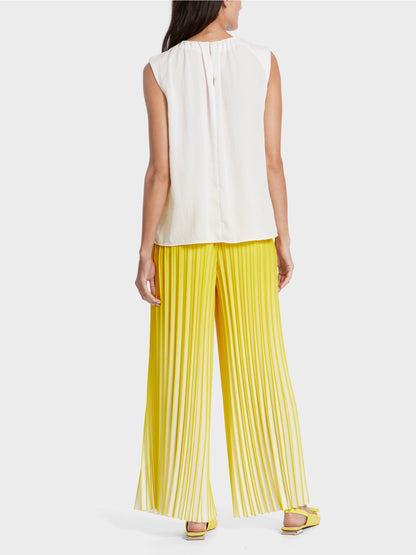 Marc Cain Sleeveless Ruffle Front Blouse in Off-White