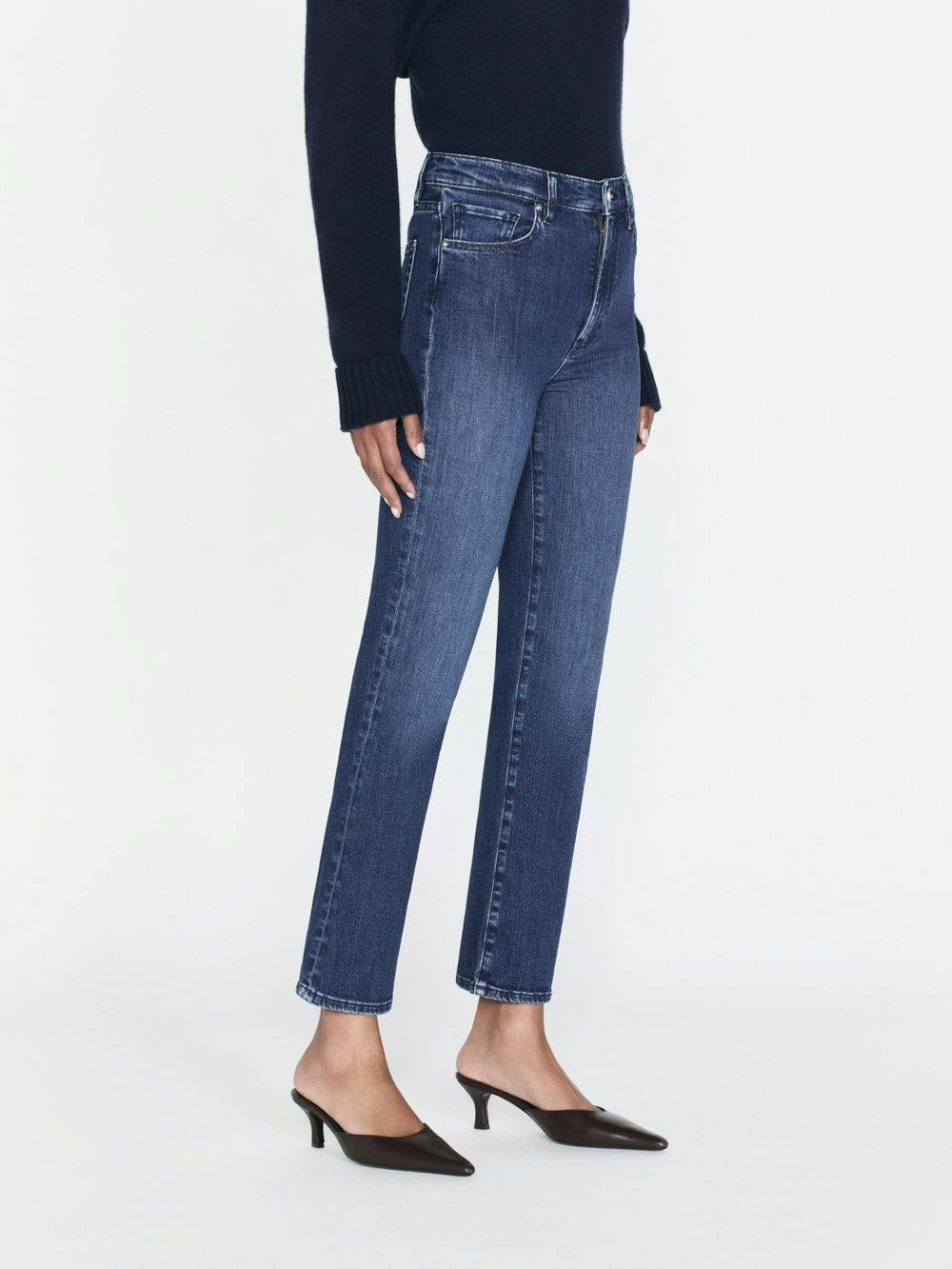 Frame Le Sleek Straight Denim Jeans in Thunderstorm