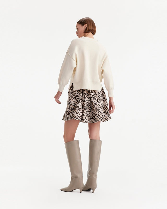 THEO Tyche Jacquard Short Pleated Skirt in Leopard