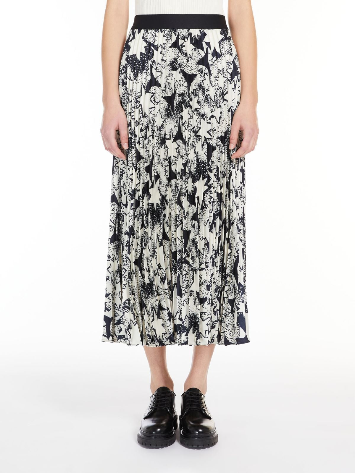 Weekend Max Mara Pagano Pleated Skirt in Navy Star Print
