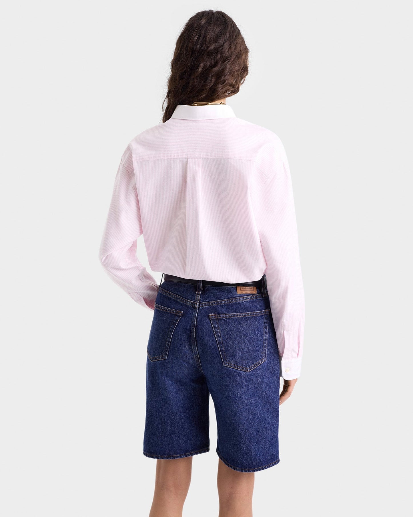 Sporty & Rich H&W Crest Oversized Oxford Shirt in Pink/White Thin Stripe