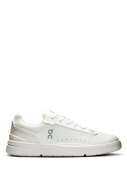 On Running Women's The ROGER Advantage in White/White