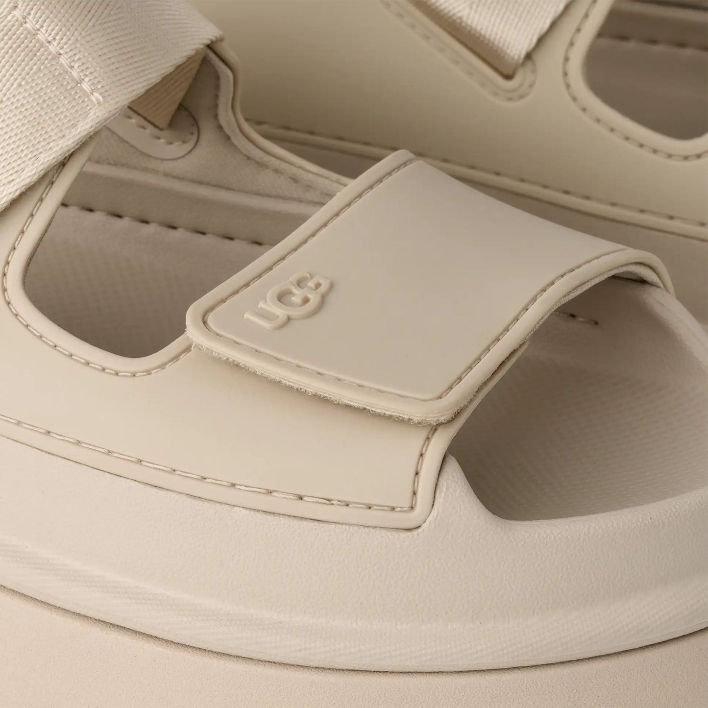 UGG Women's Goldenglow in Sea Salt