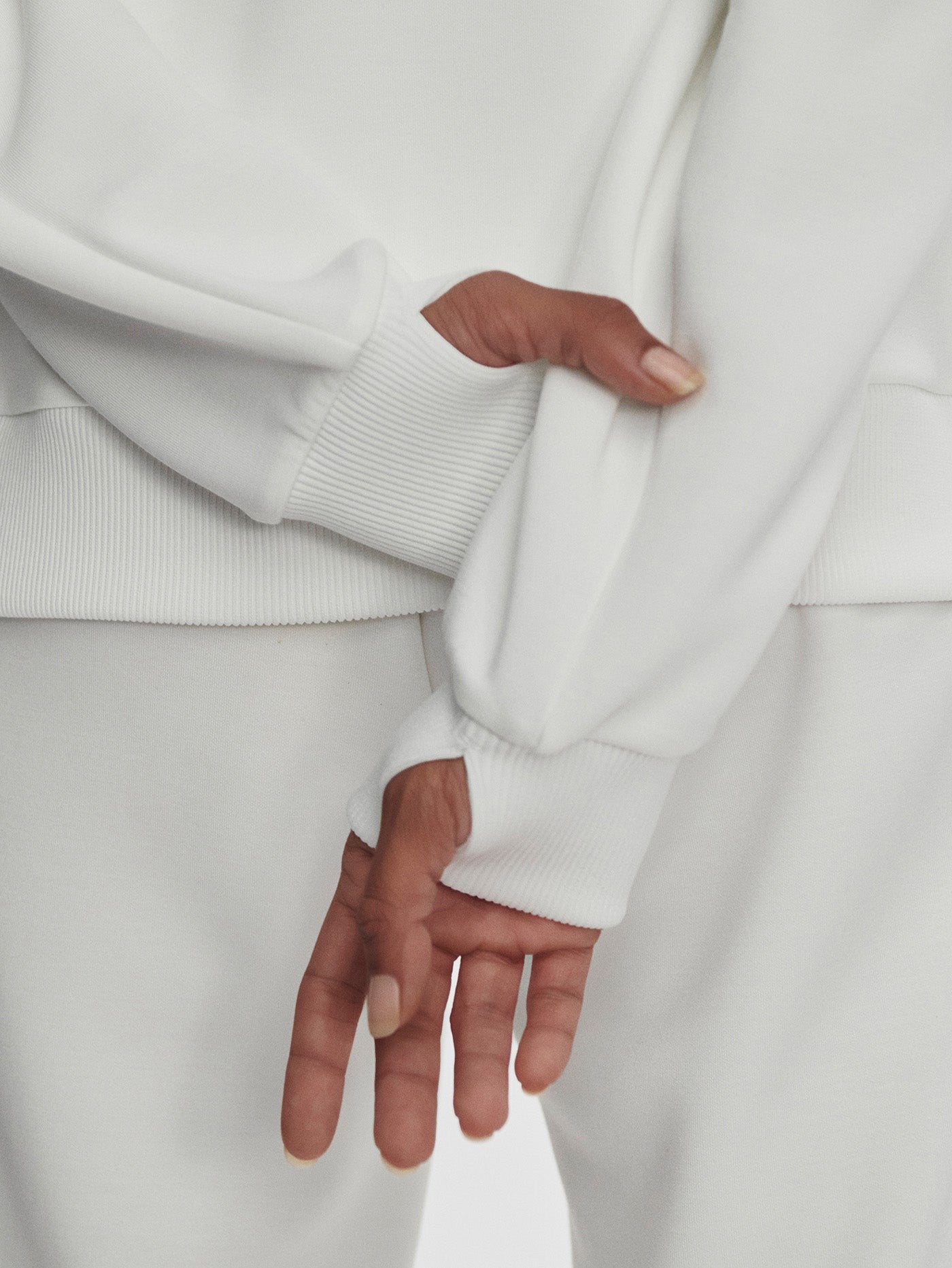 Varley Raymar Half Zip Sweat in White/Navy/Forest