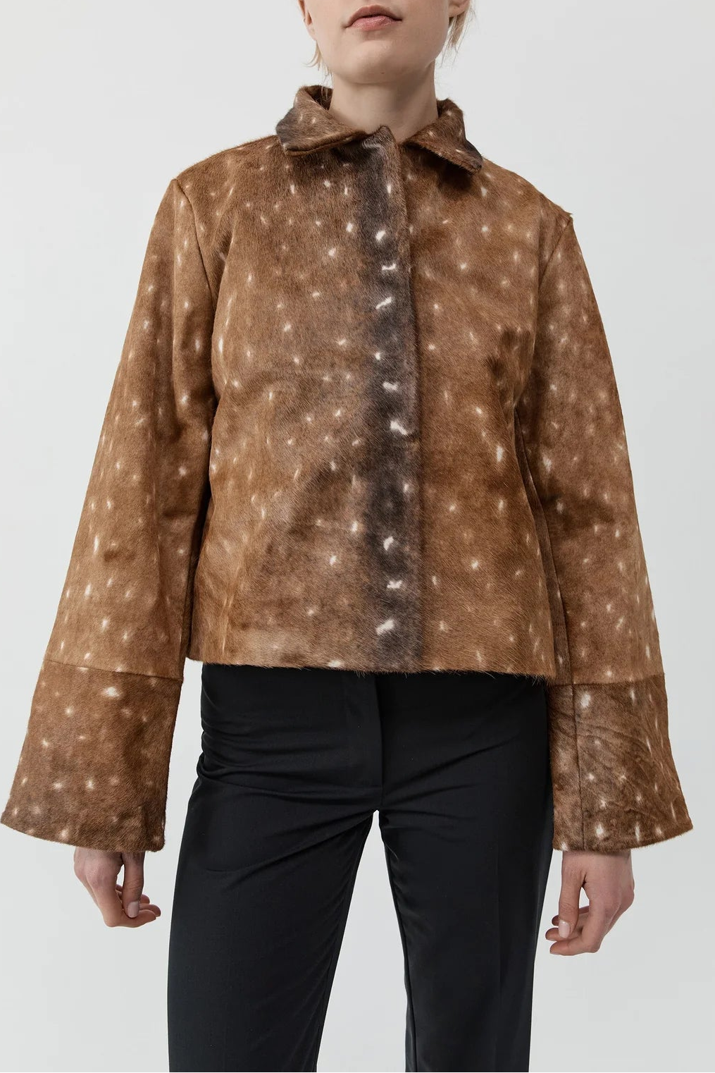 St. Agni Fawn Minimal Jacket in Almond