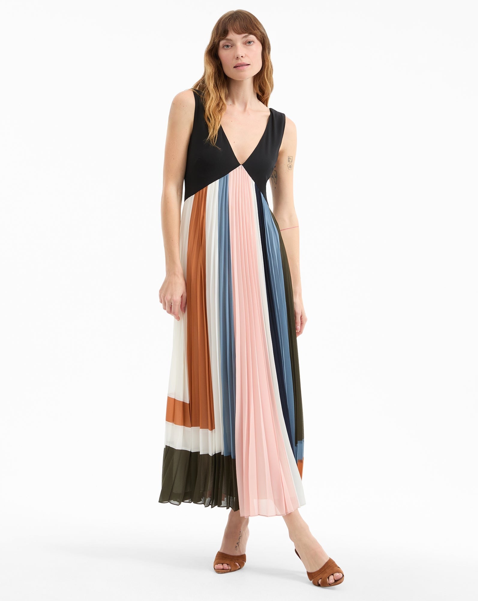 Veronica Beard Nelly Pleated Maxi Dress in Dove Multi Leigh's of Breton Village Veronica Beard Nelly Pleated Maxi Dress in Dove Multi Leigh's of Breton Village