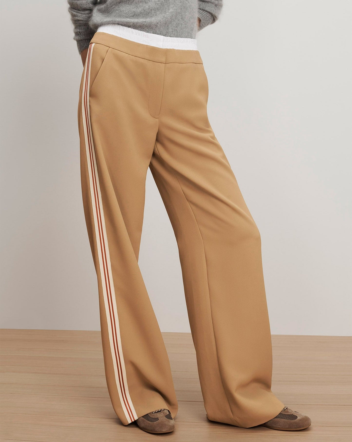 Veronica Beard Eugene Wide Leg Pant in Khaki
