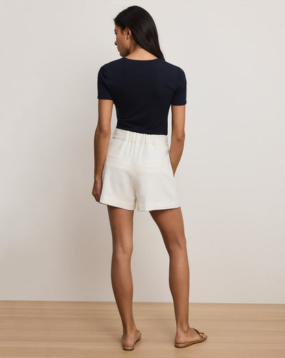 Veronica Beard Marbeau Pleated Short in Dove