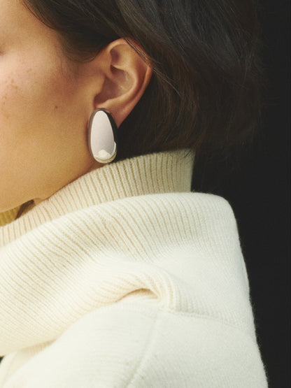 Jacquemus The Curvo Earrings in Silver