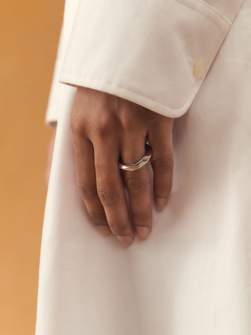 Jacquemus The Tourni Ring in Silver