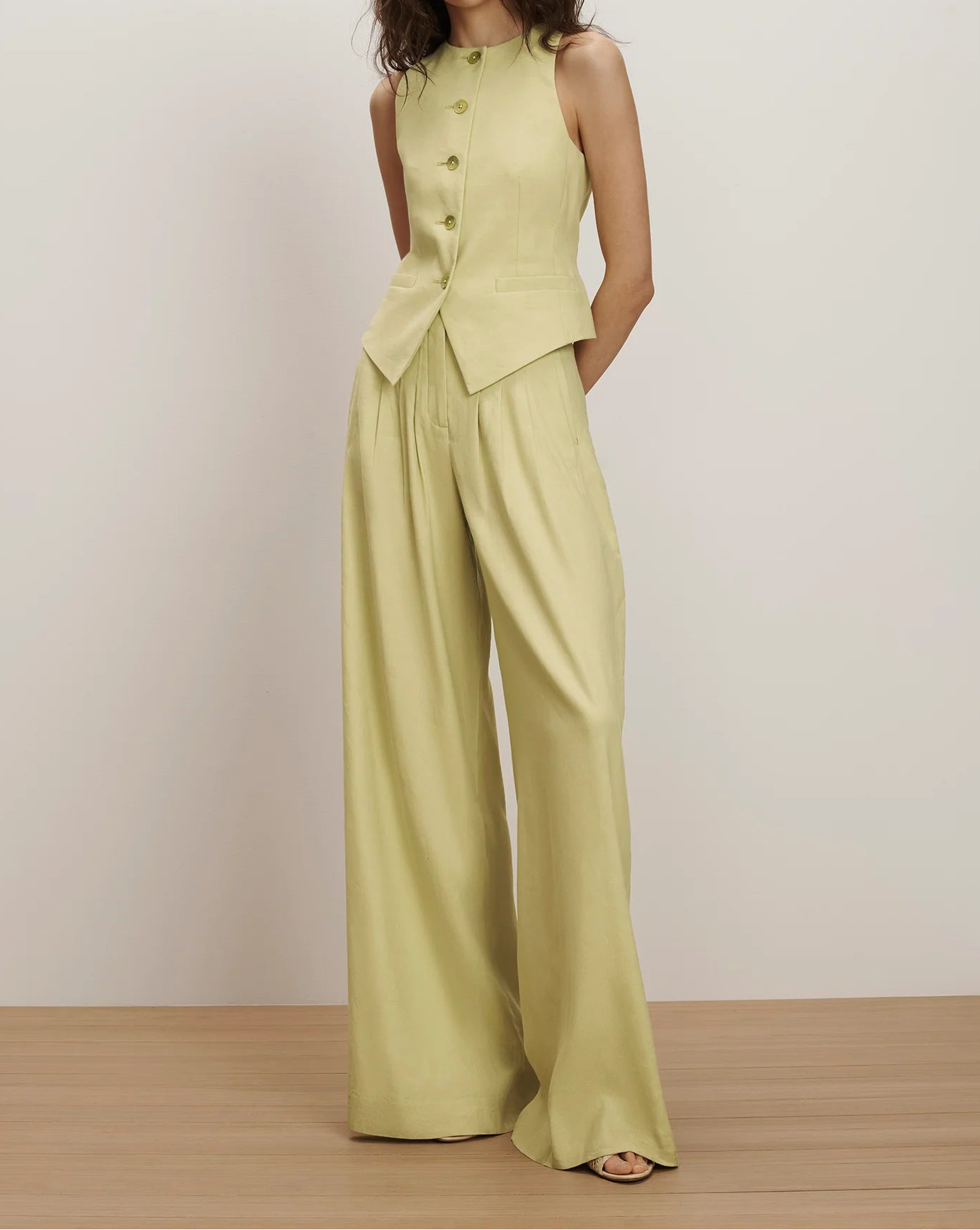 Veronica Beard Hoyt Wide-Leg Pant in Pistachio