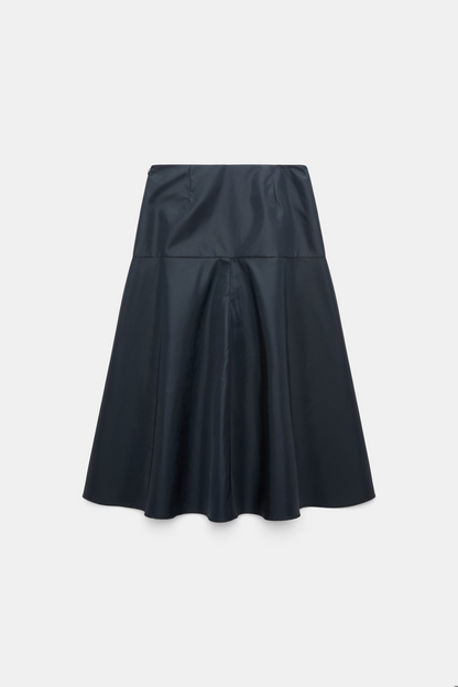 Dorothee Schumacher Sporty Elegance in Midnight Navy