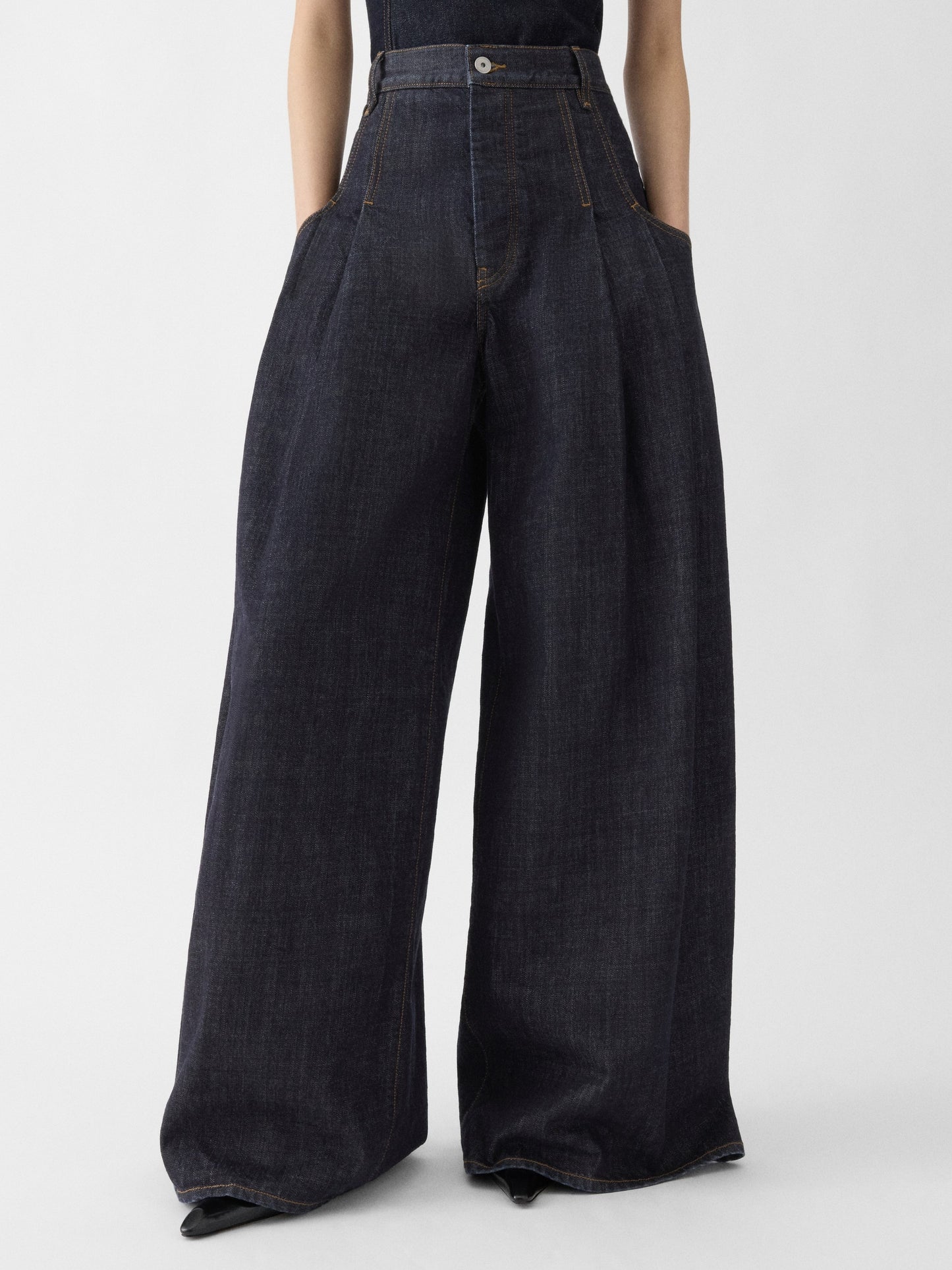 Jacquemus The Souro De-Nîmes Denim Pants in Dark Navy