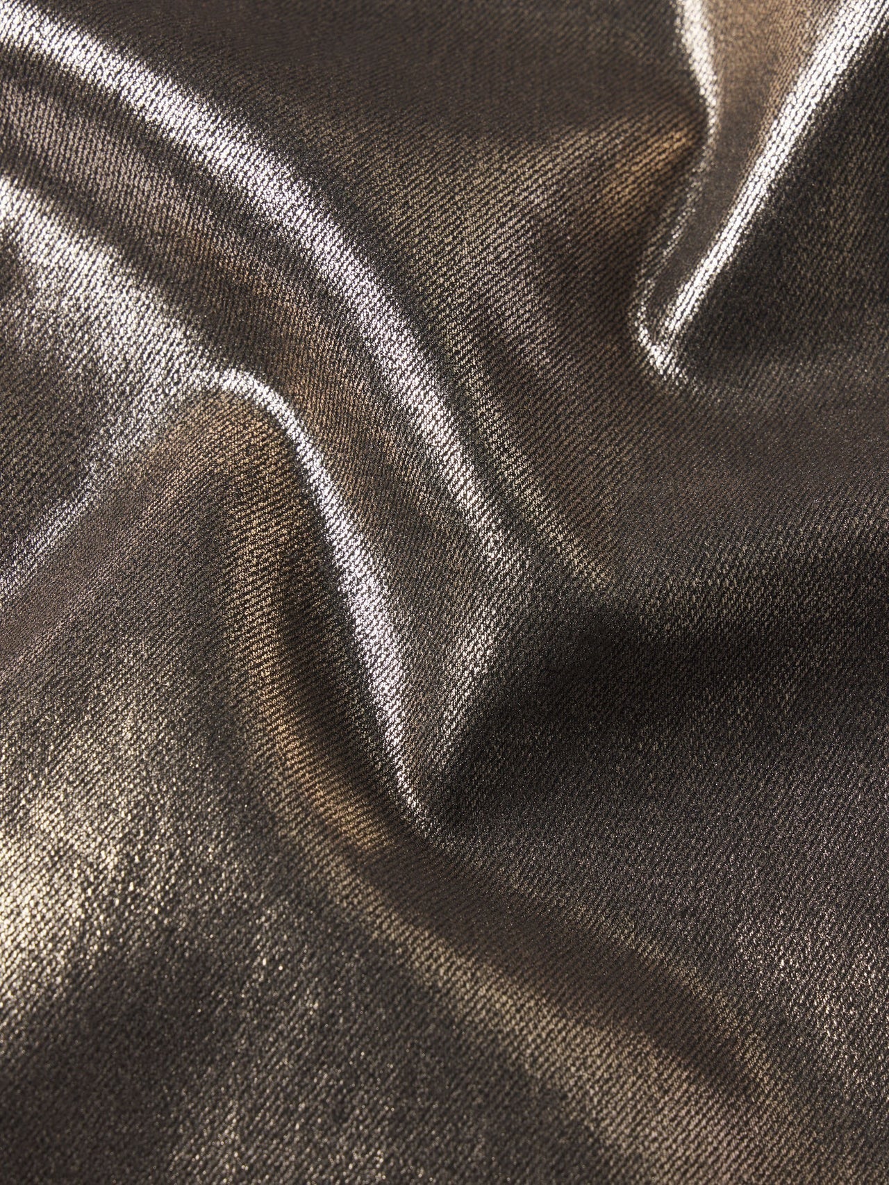 Frame Reboot Crop in Champagne Coated