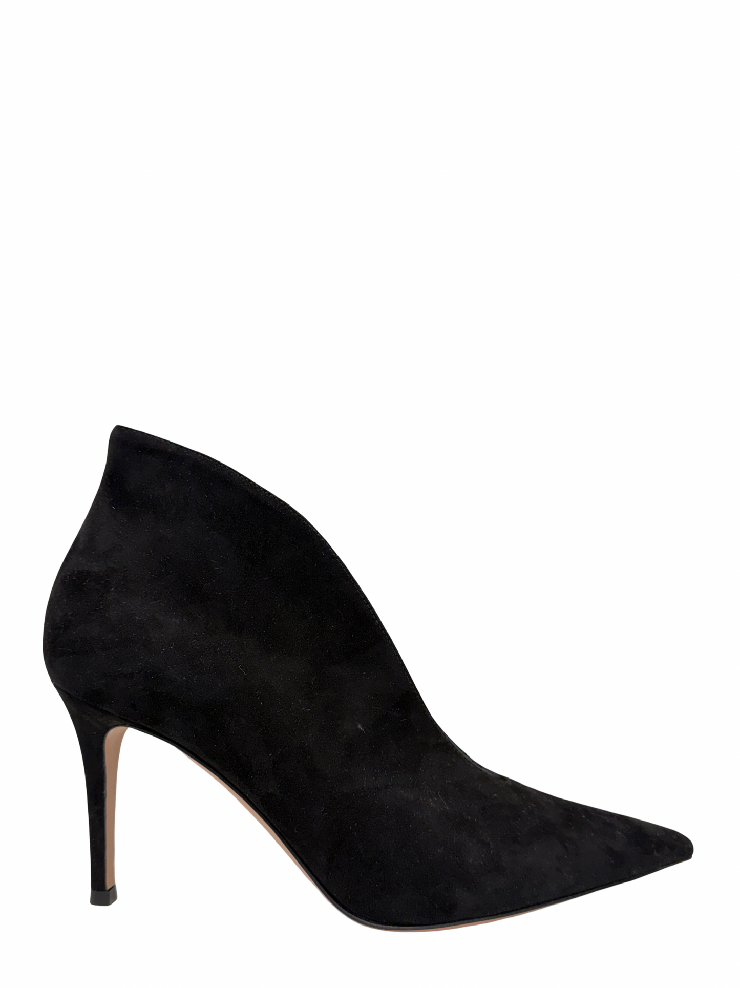 Gianvito Rossi Vania Camoscio Heels in Black