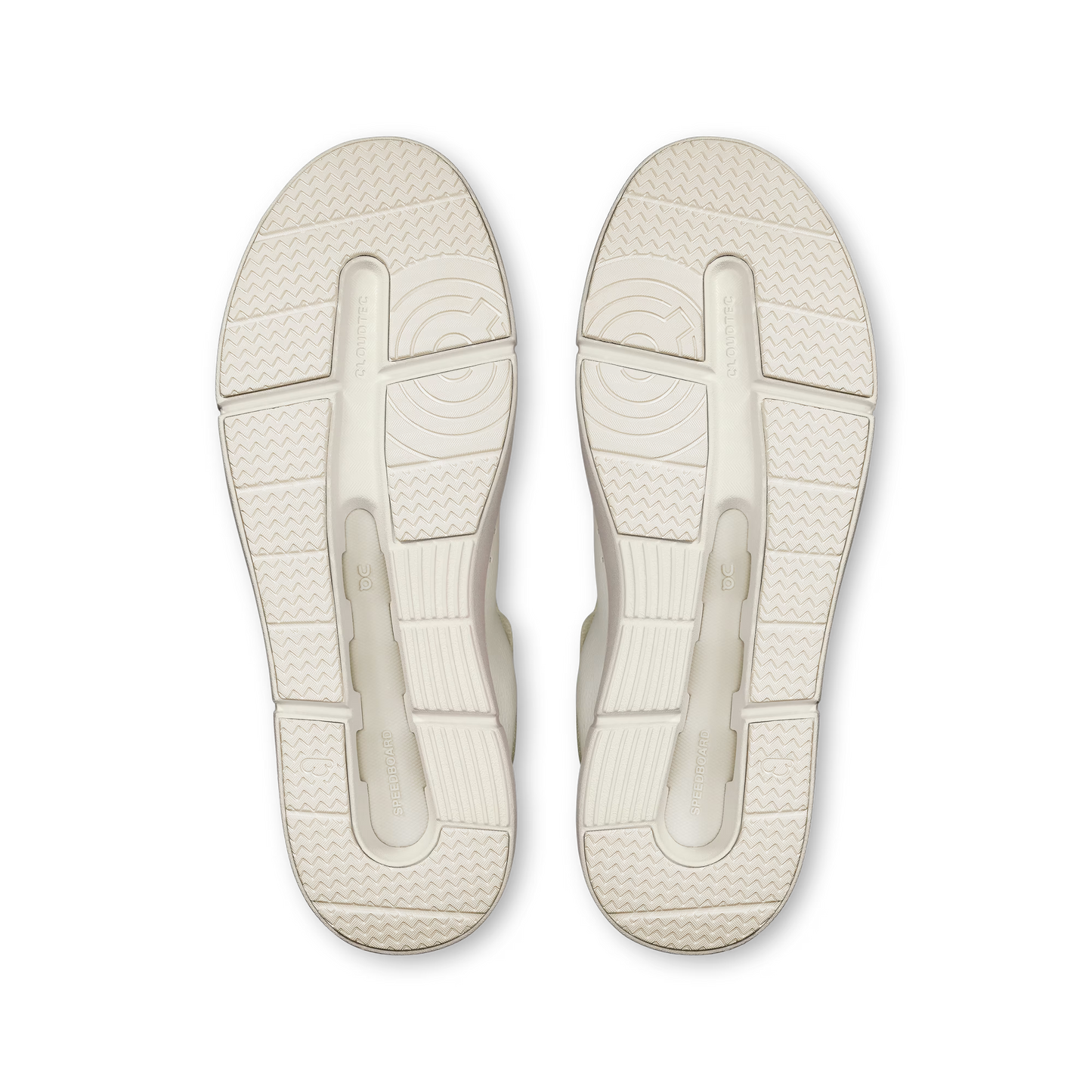 On Running Women's The ROGER Advantage in White/White