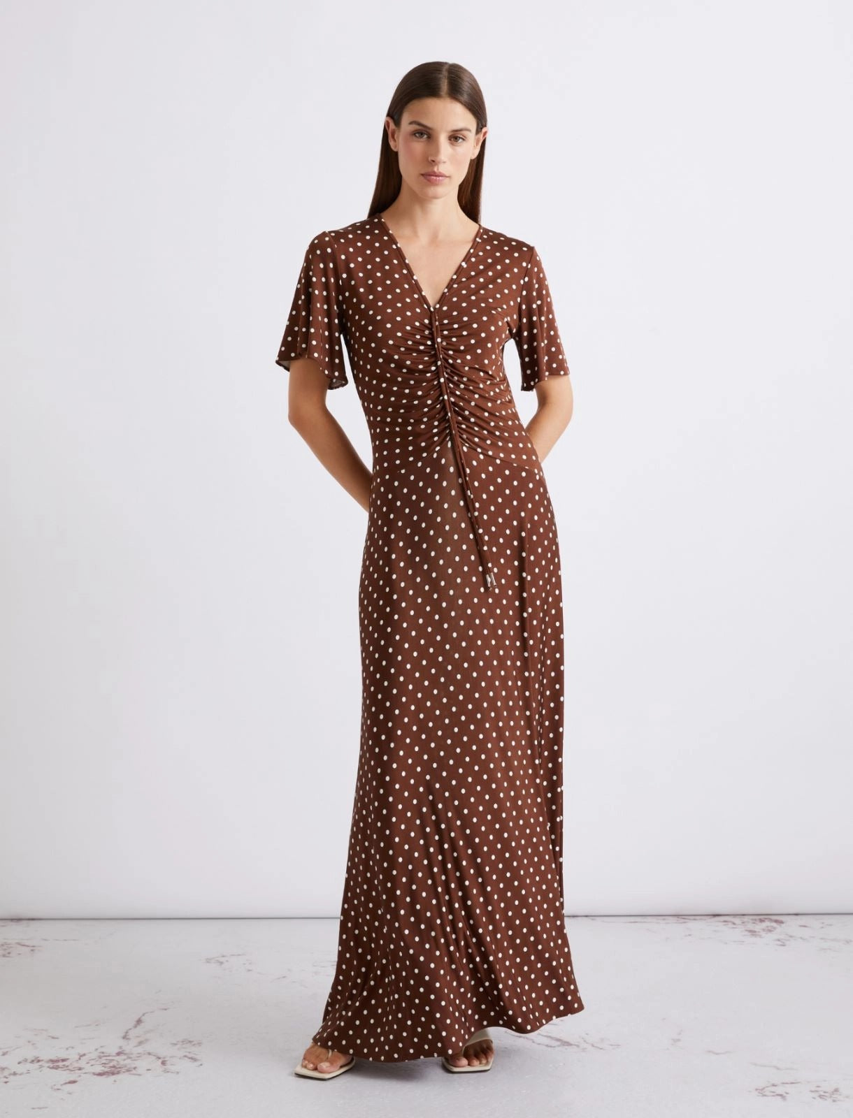 Marella MLSTECA Midi Short Sleeve Dot Dress in Chocolate