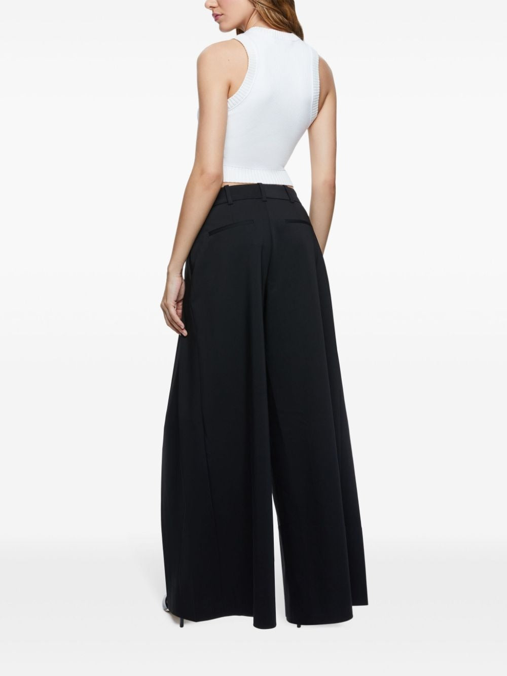 Alice + Olivia Blaire Pleated Pant in Black