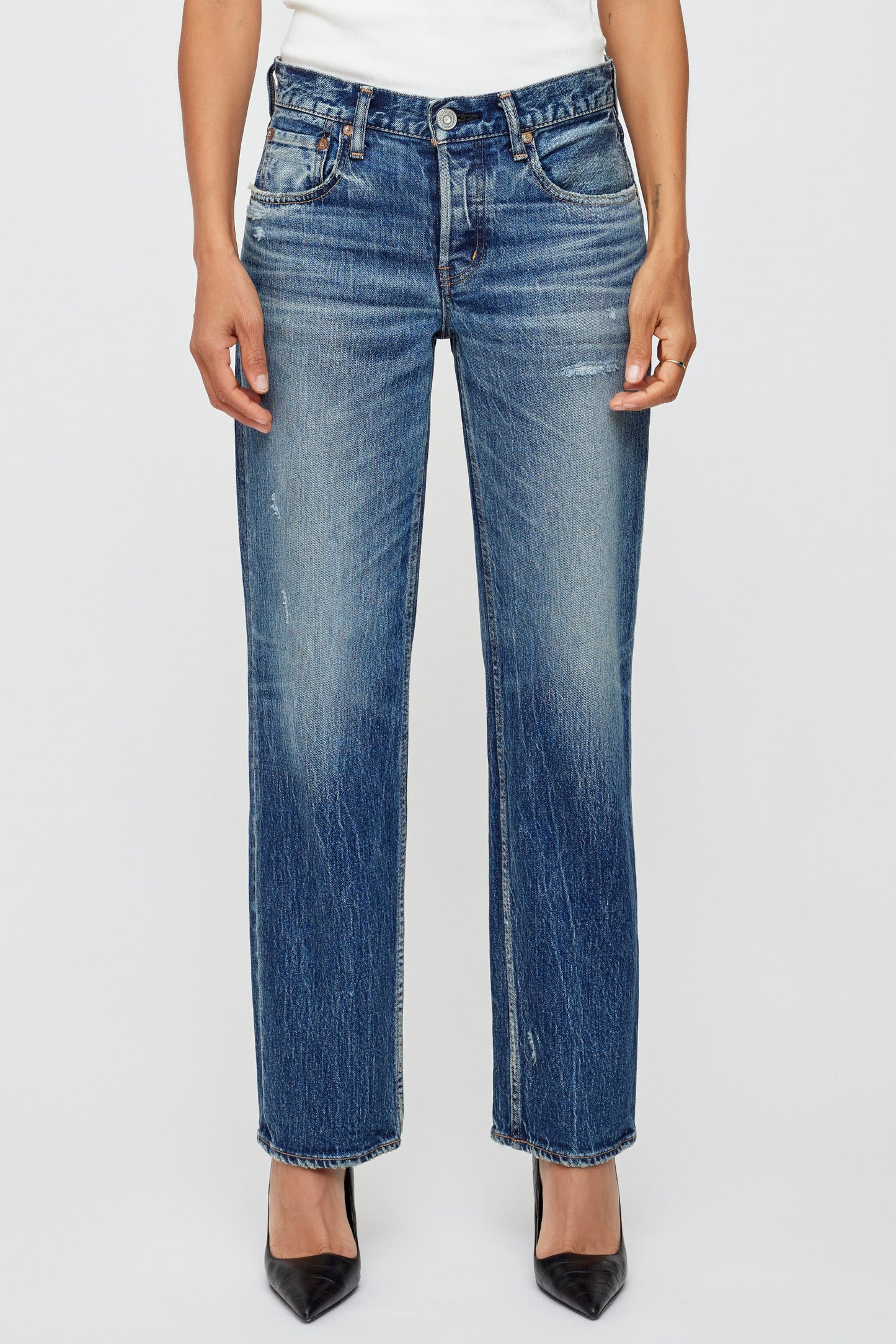 Moussy Vintage MV Cedarhurst Low-Rise Straight Jeans in Blue