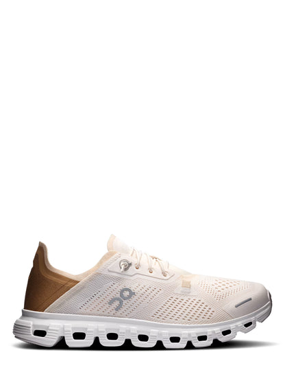 On Running Women’s Cloud 6 Coast Sneaker in Gardenia/Sphinx