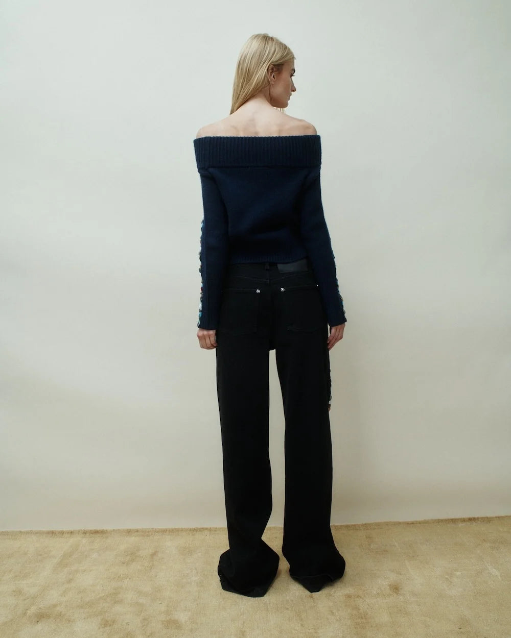 Hellessy Lio Jean in Black