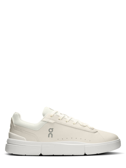 On Running Women's The Roger Advantage in Ivory/Ivory