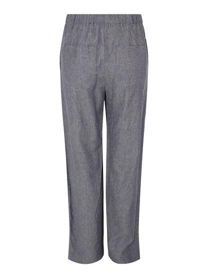 Vince Mid Rise Casual Pull On Pant in Mid Indigo