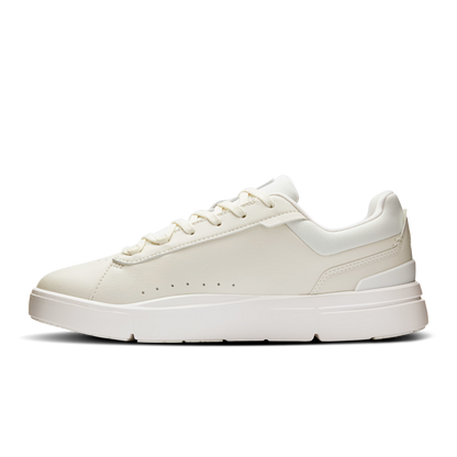 On Running Women's The Roger Advantage in Ivory/Ivory
