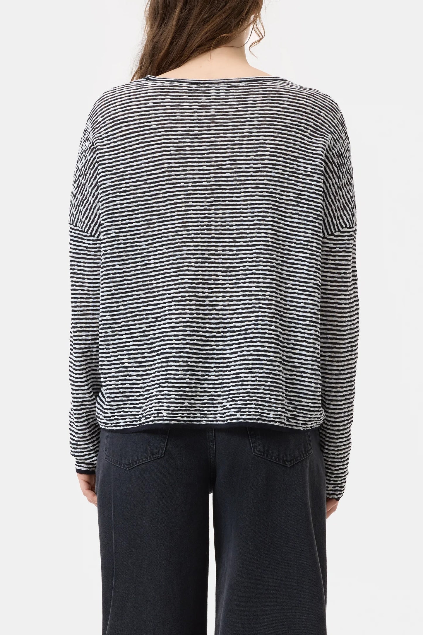 CLOSED Longsleeve Crewneck in Black
