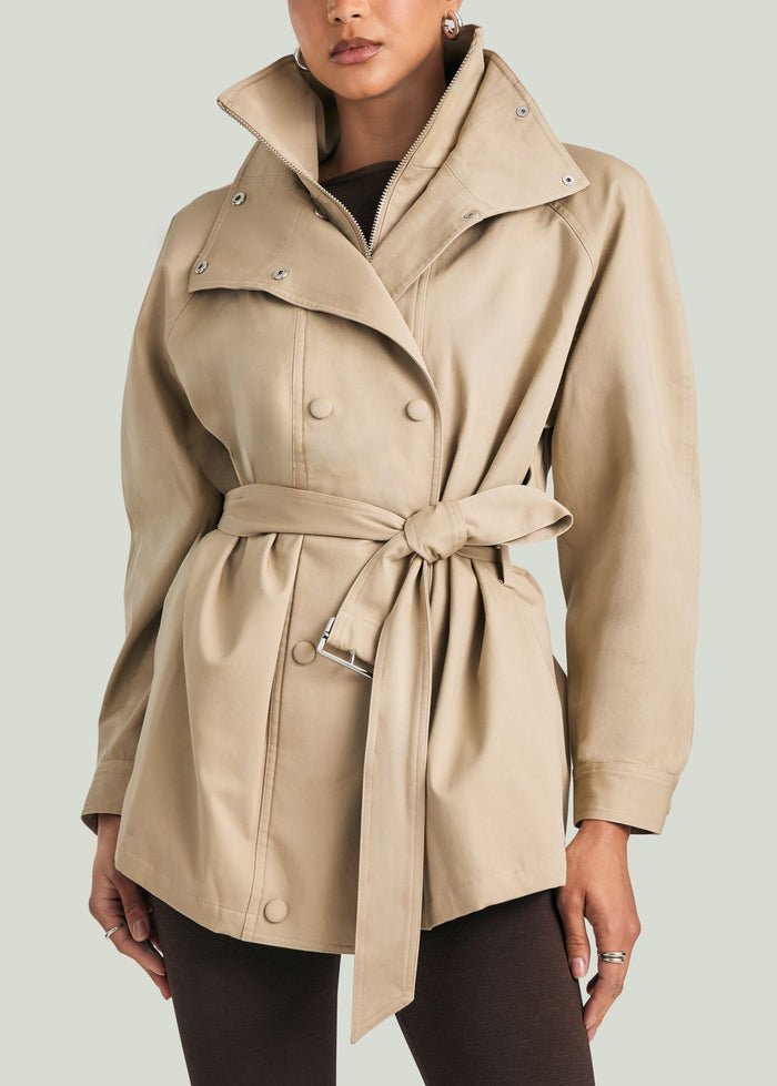 Seroya Camila Jacket in Sand