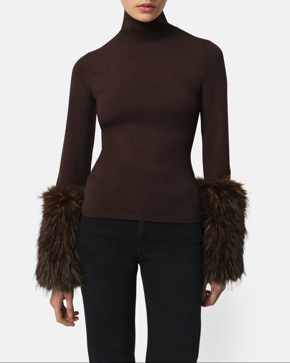 Apparis Aspen Cuff Turtleneck in Dark Brown
