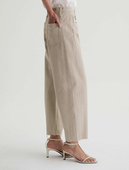 AG Jeans Hattie Crop Jean in Sulfur Light Taupe