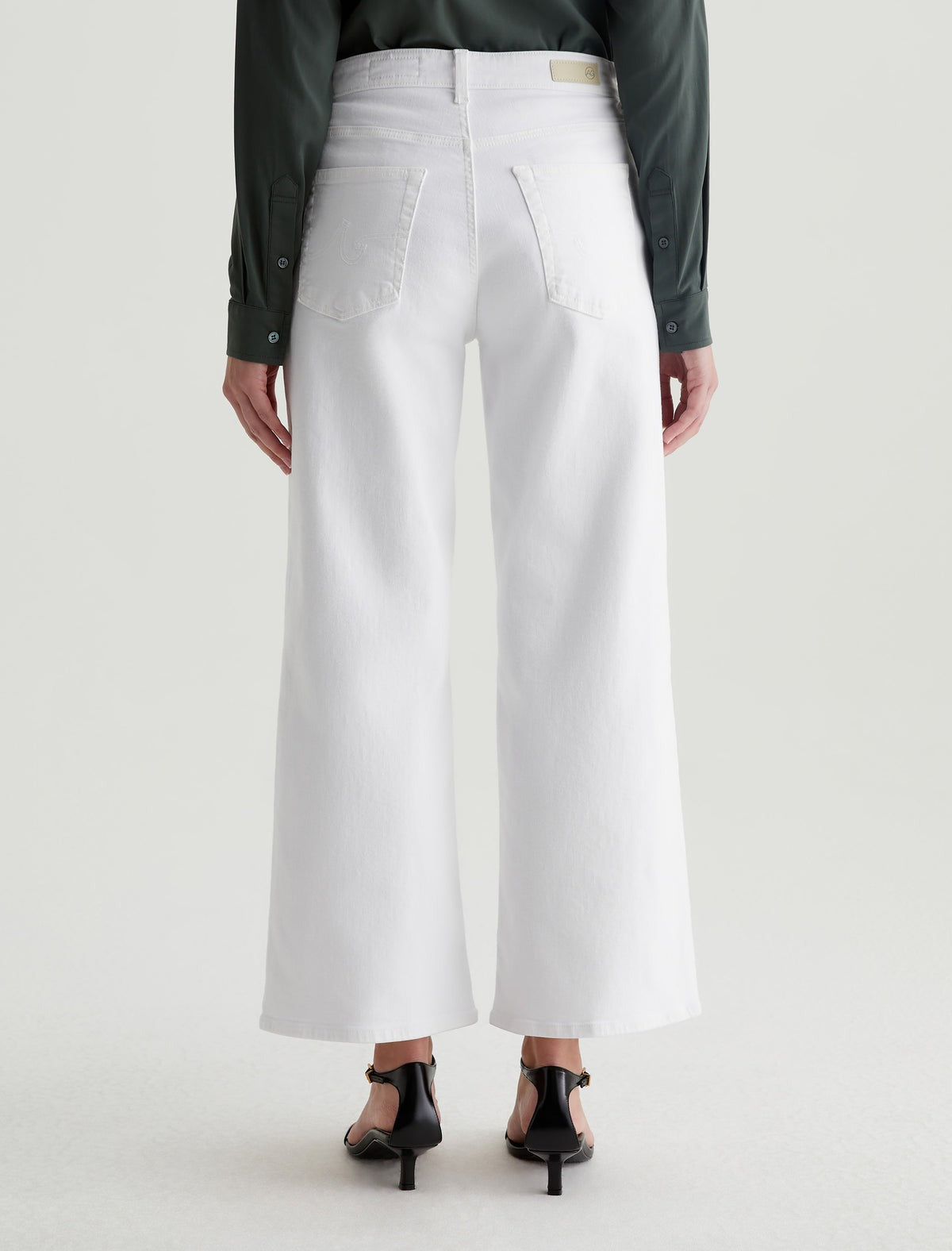 AG Jeans Saige Wide Leg Crop Jean in Gallery White