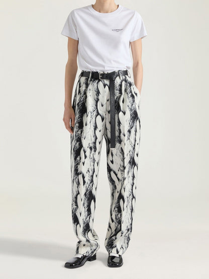 Givenchy T-Shirt in Cotton With Givenchy Stamp Print in White