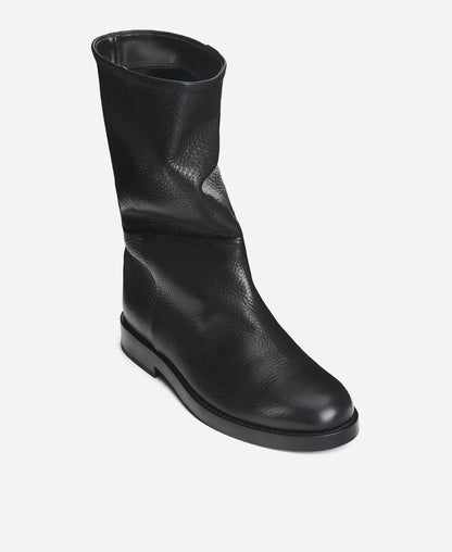 AGL Zenit Low Boot in Nero