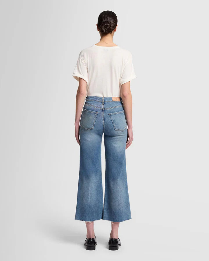 7 For All Mankind Ultra High Rise Cropped Jo Jeans in Panorama