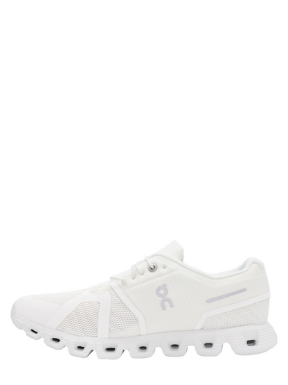 On Running Women's Cloud 5 Sneaker in All-White